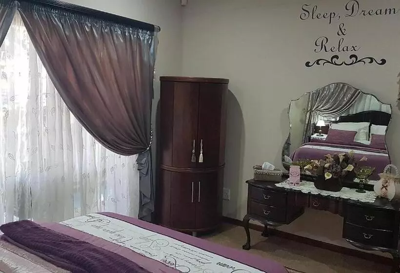 Majatalo Casa Alegre Guesthouse