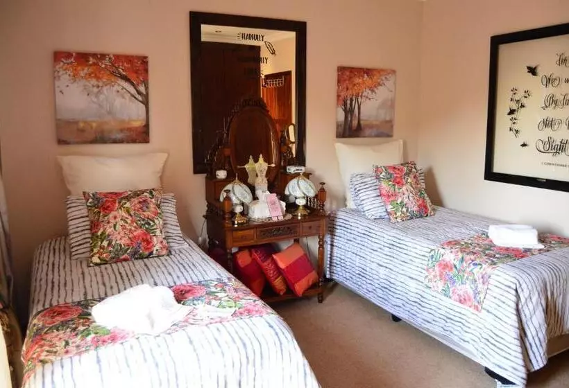 Majatalo Casa Alegre Guesthouse