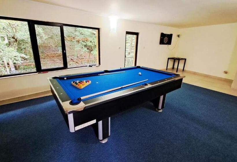 פנסיון Casa Ana