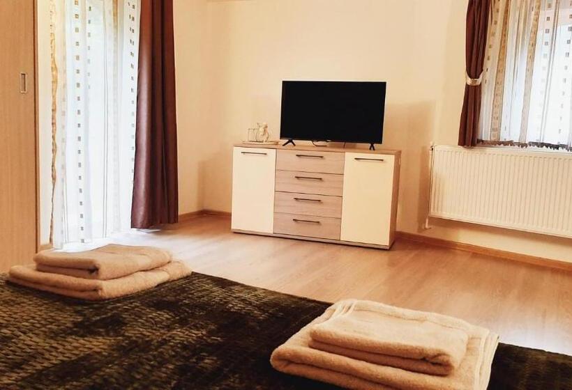 פנסיון Casa Ana