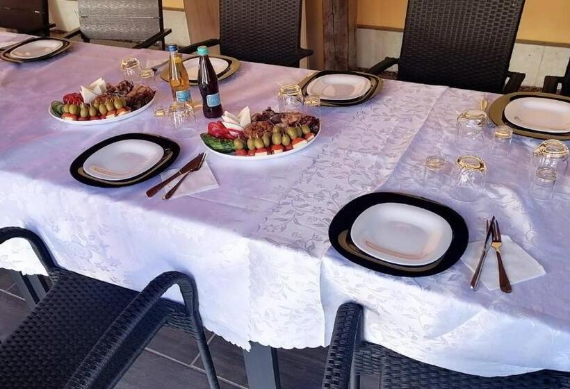 פנסיון Casa Ana