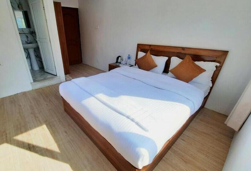 پانسیون Eco Inn Guest House