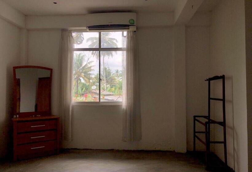 پانسیون Kirala Garden Resort