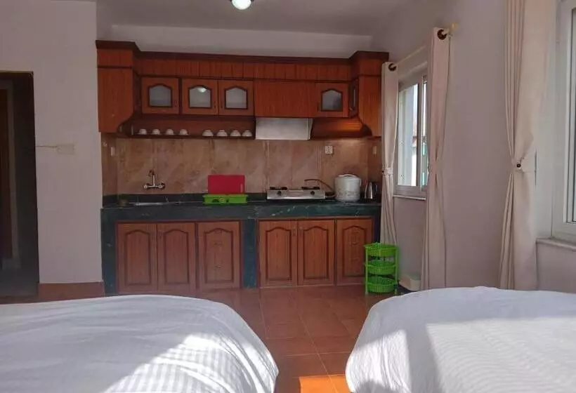 پانسیون Eco Inn Guest House