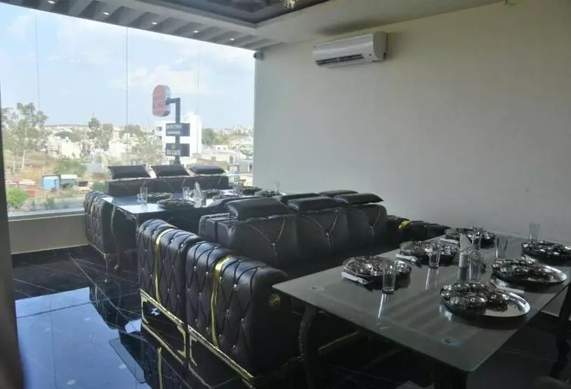 Hotel Jurkis Kolhapur