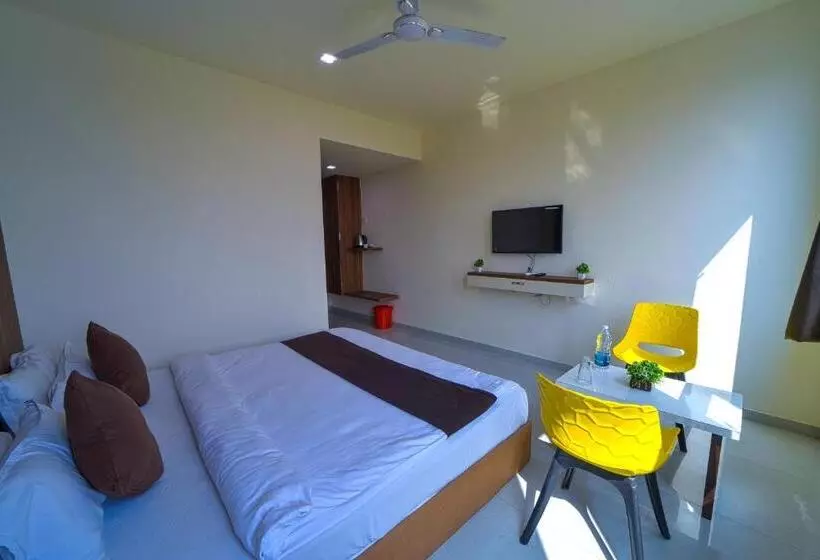Hotel Jurkis Kolhapur