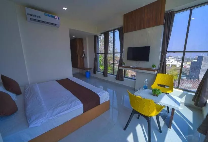 Hotel Jurkis Kolhapur