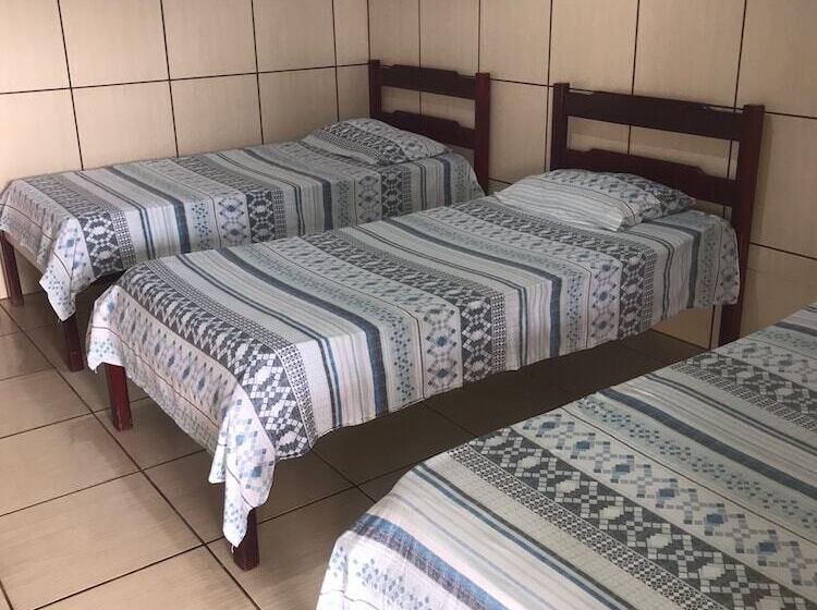 בית מלון כפרי Kolosso