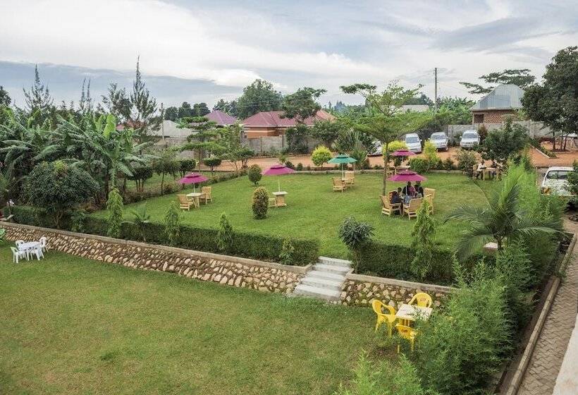 هتل Triple Tee Gardens & Accomodation