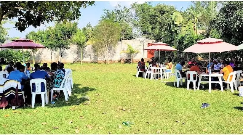 هتل Triple Tee Gardens & Accomodation