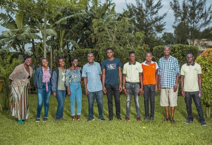 هتل Triple Tee Gardens & Accomodation