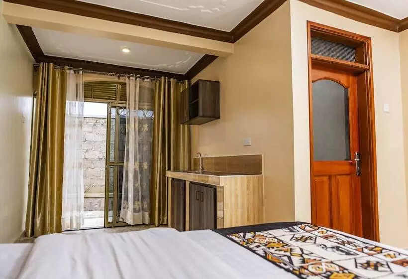 هتل Triple Tee Gardens & Accomodation