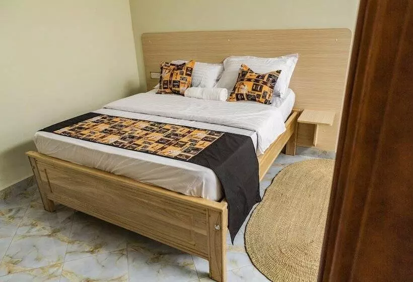 هتل Triple Tee Gardens & Accomodation