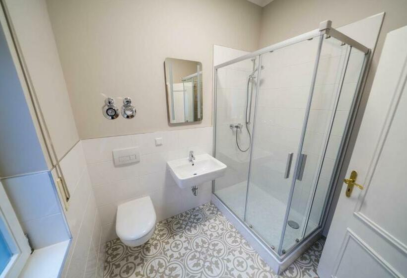 Aparthotel Villa Elon