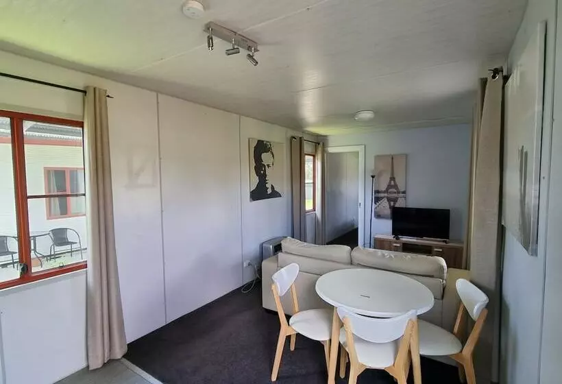 The Commercial Hotel Wallerawang