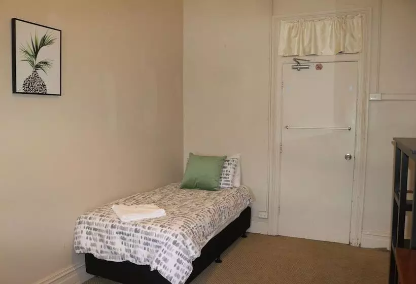 The Commercial Hotel Wallerawang