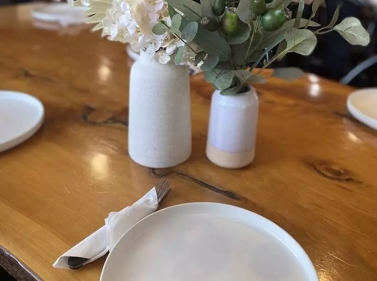 The Commercial Hotel Wallerawang