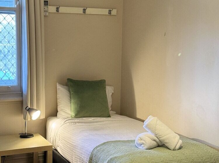 The Commercial Hotel Wallerawang