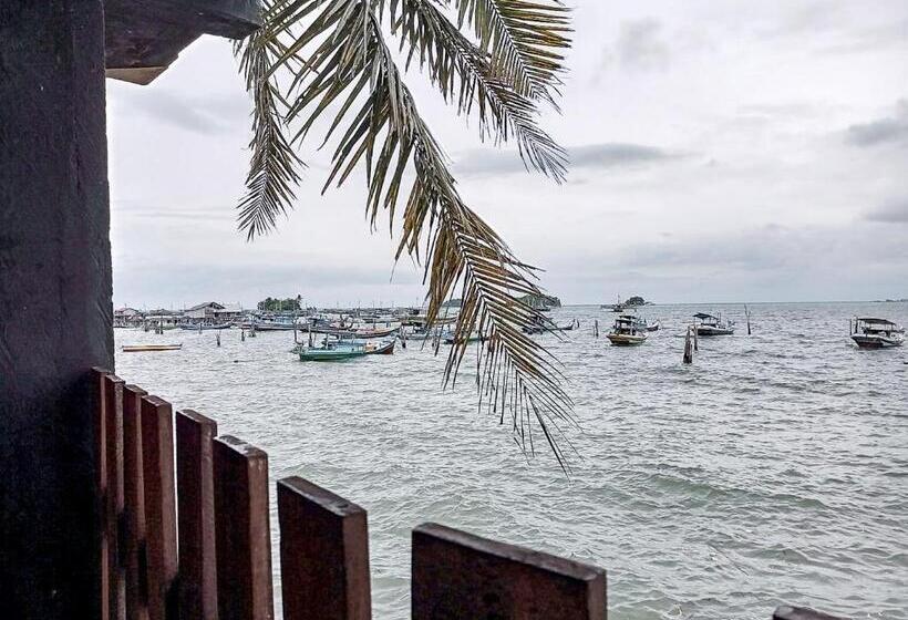 בית מלון כפרי Homestay Sakinah Belitung Redpartner