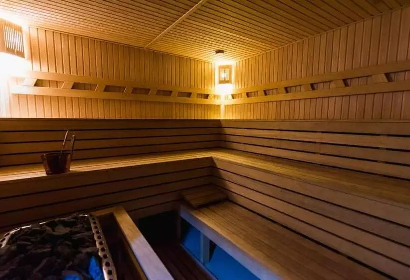 Hotelli Koncha Zaspa Spa