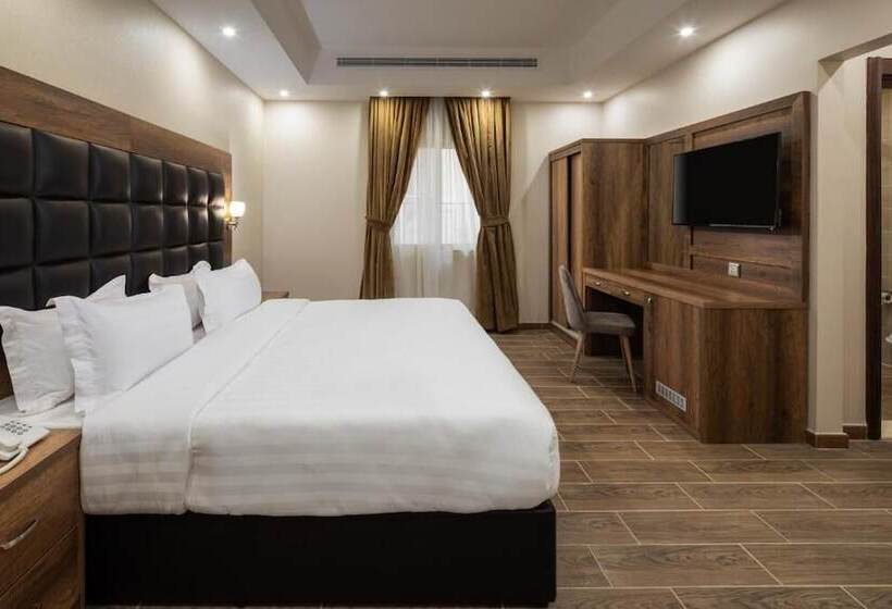 ホテル Mirada Purple   Zahra