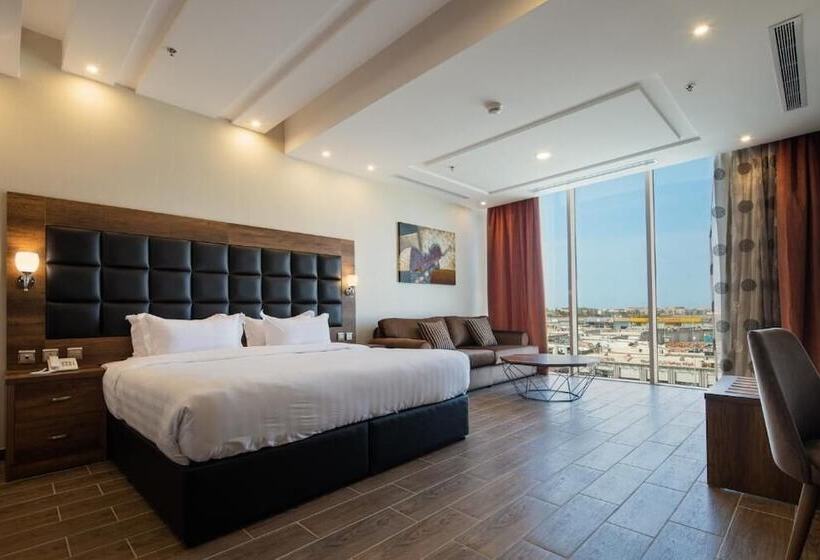 ホテル Mirada Purple   Zahra