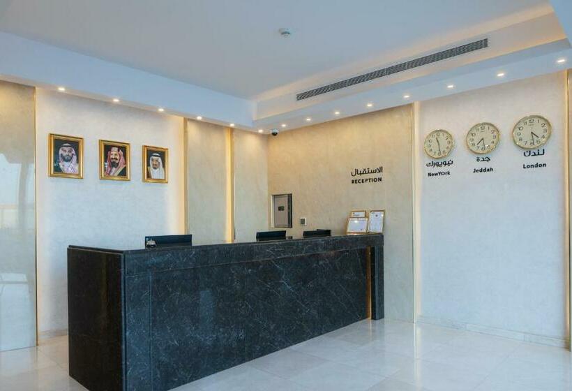 ホテル Mirada Purple   Zahra