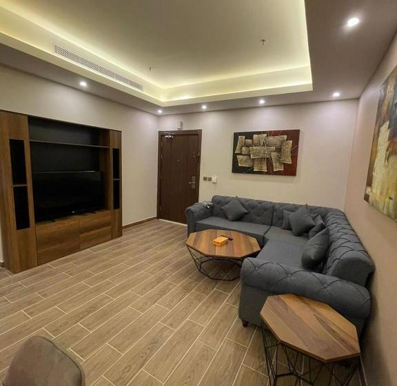 ホテル Mirada Purple   Zahra