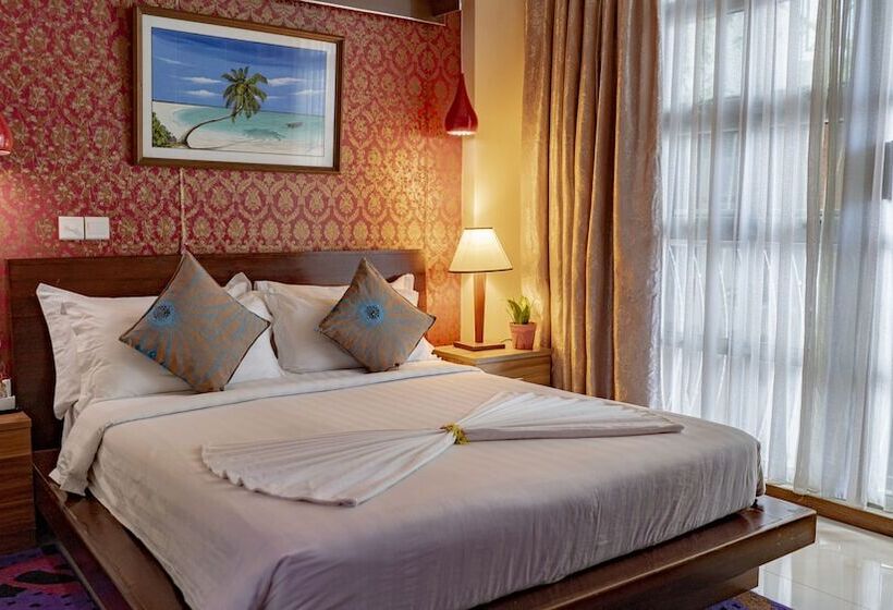 Umet Seaview Hotel With Free Roundtrip Airport Pick Up And Drop Off