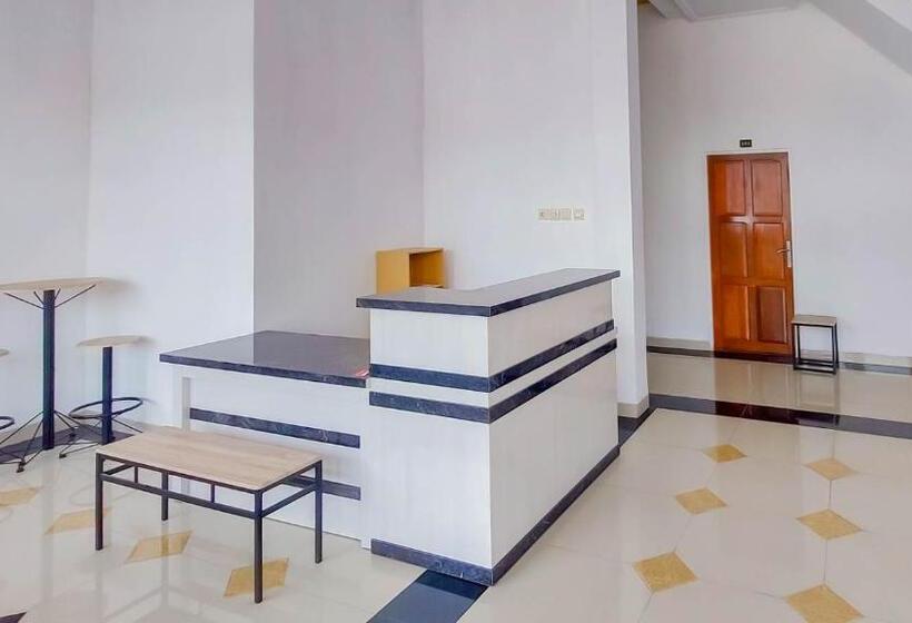 Urbanview Hotel Bundaran Besar Palangkaraya By Reddoorz