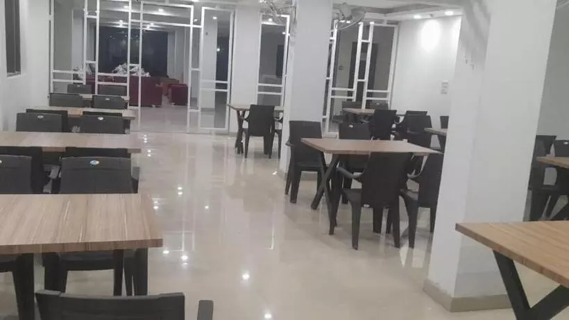 هتل Zoon Dabb Srinagar Airport Kashmir