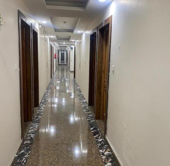 酒店 Zoon Dabb Srinagar Airport Kashmir