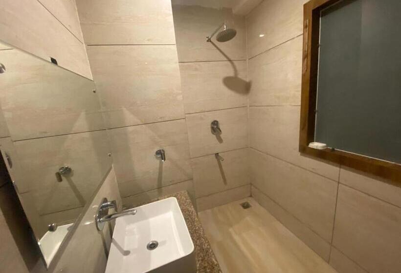 酒店 Zoon Dabb Srinagar Airport Kashmir