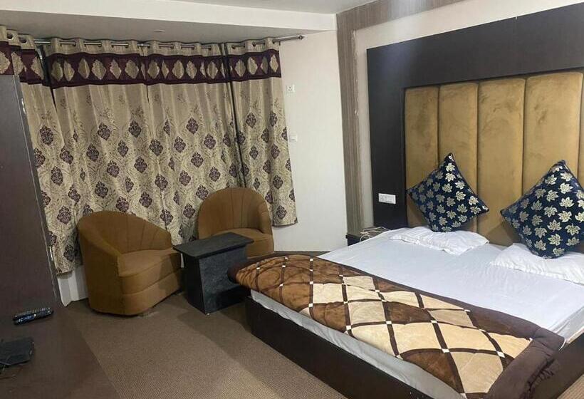 酒店 Zoon Dabb Srinagar Airport Kashmir