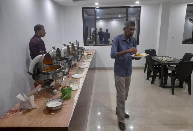 酒店 Zoon Dabb Srinagar Airport Kashmir