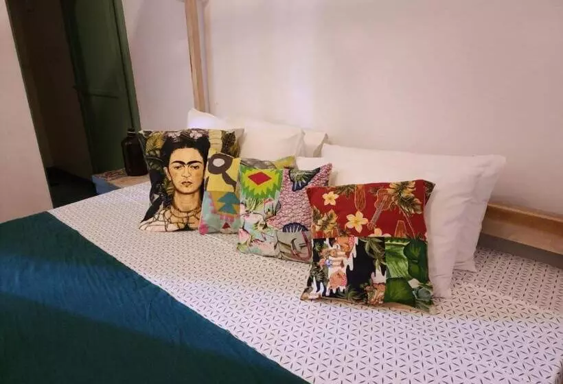 پانسیون Frida House