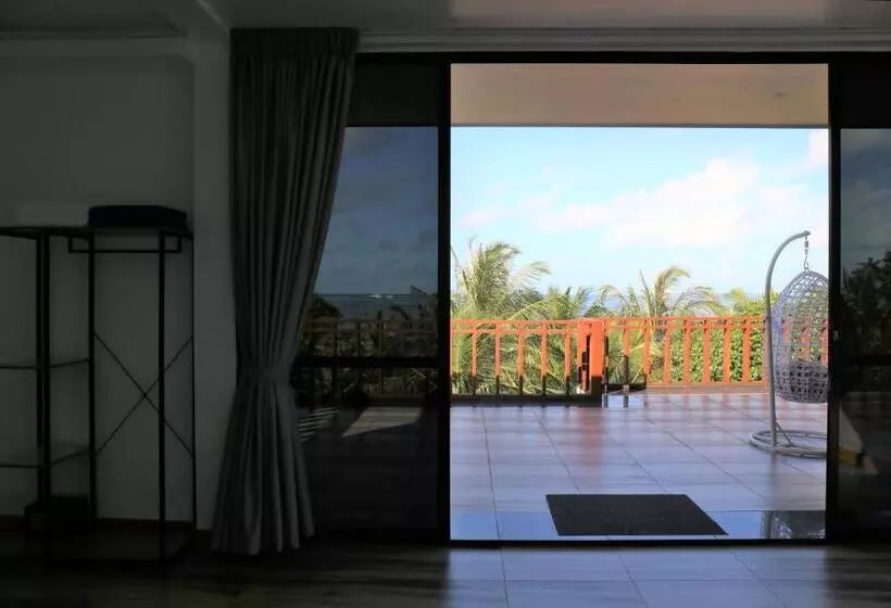 پانسیون Kudhi Boli Beach House