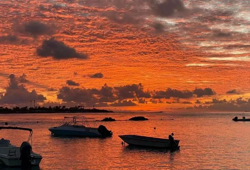 پانسیون Kudhi Boli Beach House