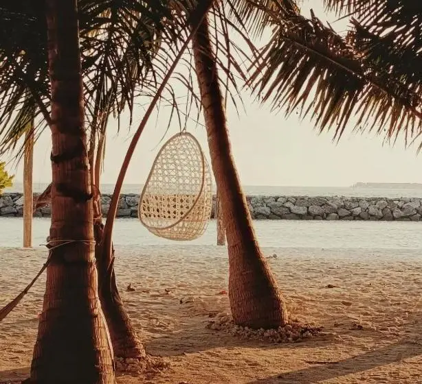 پانسیون Kudhi Boli Beach House