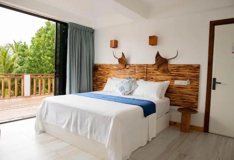پانسیون Kudhi Boli Beach House