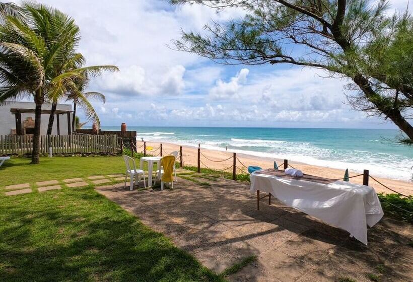 Porto Paraiso Hostel