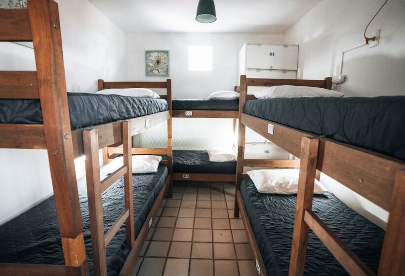 Porto Paraiso Hostel