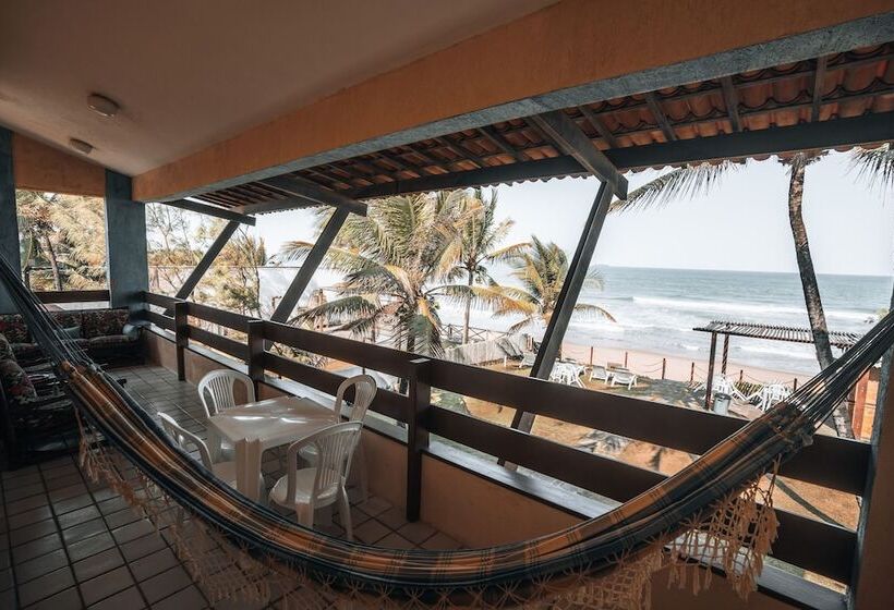 Porto Paraiso Hostel