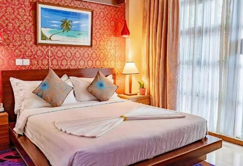 Umet Seaview Hotel With Free Roundtrip Airport Pick Up And Drop Off