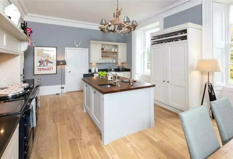 تختخواب و صبحانه Park Of Drumquhassle