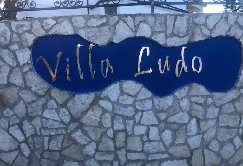 ベッドアンドブレックファースト Villa Ludo A Zambrone Tropea