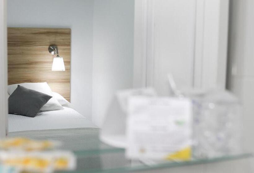 酒店 Vía Sevilla   Cádiz By Ma 22 Puntos