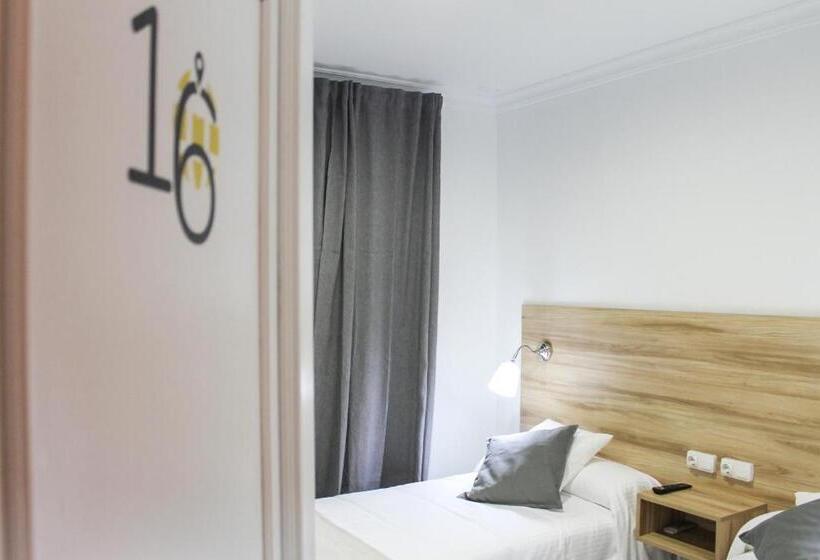 酒店 Vía Sevilla   Cádiz By Ma 22 Puntos