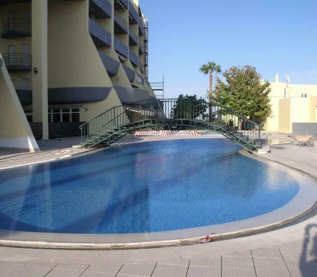 بنسيون Sun & Sea, Meia Praia