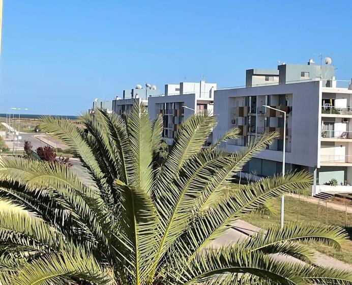 بنسيون Sun & Sea, Meia Praia